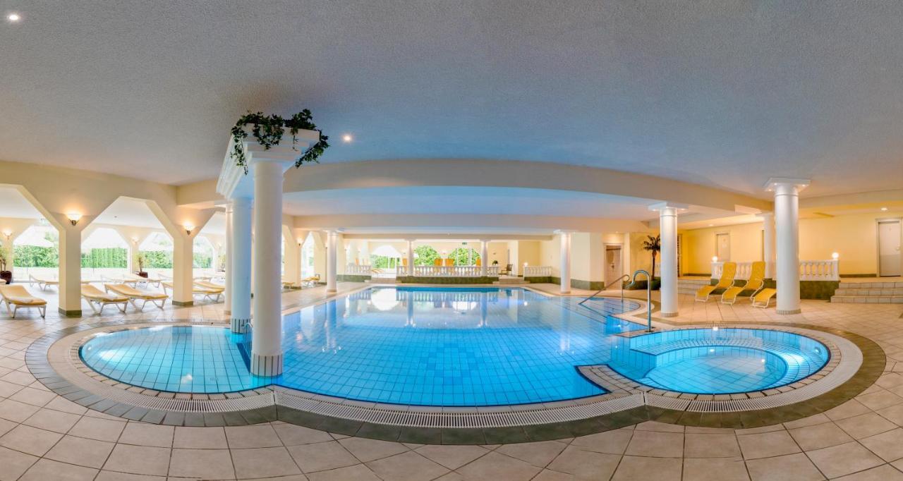 Moehringers Schwarzwald Hotel Bonndorf im Schwarzwald Esterno foto